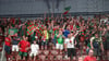 Ausgelassen feierten die 130 Magdeburger Fans den Sieg ihrer Mannschaft.