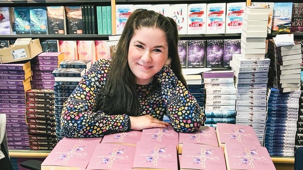 Schon ihr im vergangenen Jahr erschienener Doppelband war ein Erfolg. Jetzt kommt demnächst ein neuer Roman der gebürtigen Wolmirstedterin Laura Kästner heraus, in dem sie auch den Verlust ihres Onkels verarbeitet.
