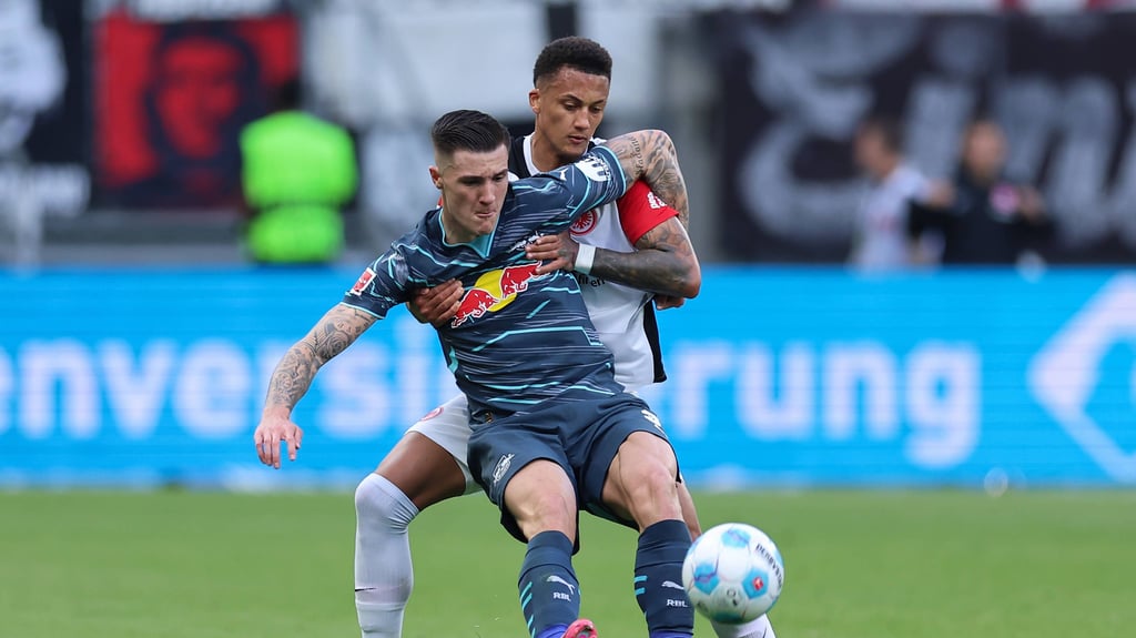 Gegen Bayern zuletzt treffsicher: Benjamin Sesko (vorne).