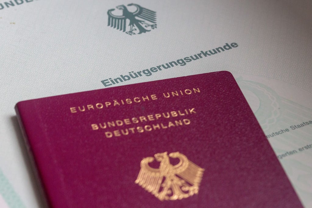 Die Zahl der Einbürgerungen hat sich 2024 im Vergleich zum Jahr zuvor in Thüringen um fast 65 Prozent erhöht. (Archivbild)