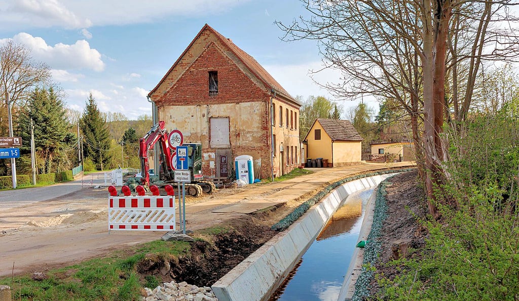 Der Floßgraben in Wetterzeube wird derzeit saniert.