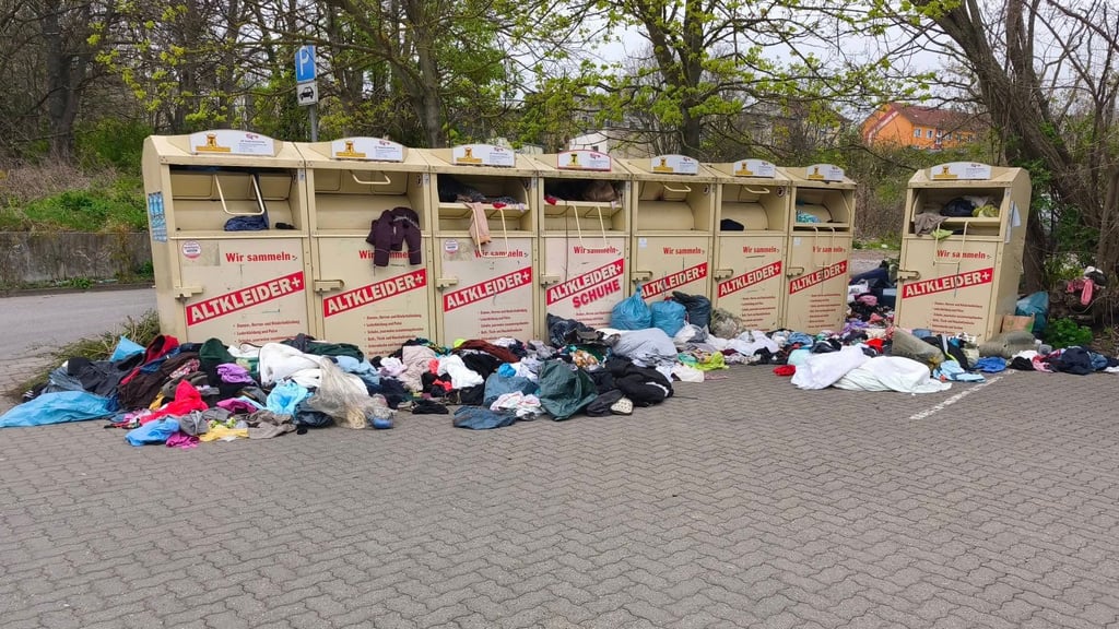 Diesen Anblick müssen die Kunden des EDEKA-Markts in der Theaterpassage nicht mehr ertragen.