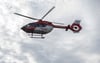 Der verletzte Motorradfahrer kam per Rettungshubschrauber in eine  Klinik nach Halle. 