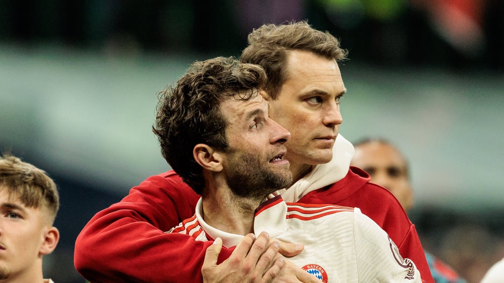 Ein Herz und eine Seele: Manuel Neuer und Thomas Müller.