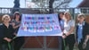 Sie kämpfen für den Erhalt aller Kindertagesstätten rund um Osterwieck: Nadine Schmücking, Marcella Huchel, Franziska Kipry, Nadine Richter und Denise Gallus (v. l. n. r.), hier vor dem Kindergarten "Rohrspatzen" in Rohrsheim.