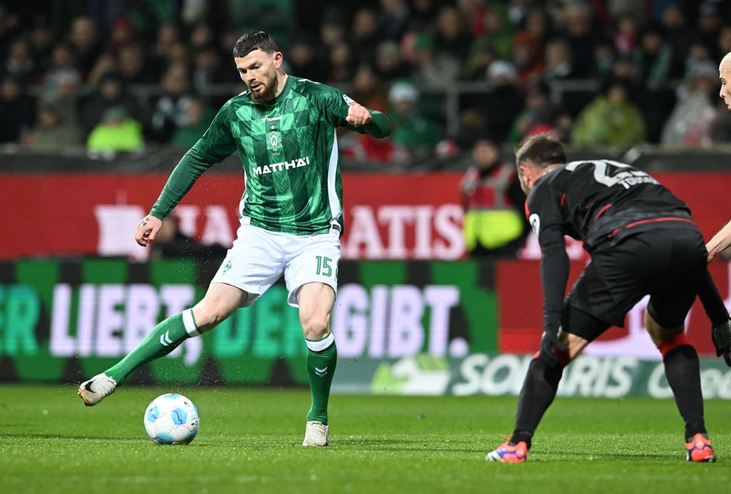 Könnte in der nächsten Saison im Union-Dress auflaufen: Oliver Burke (l.)