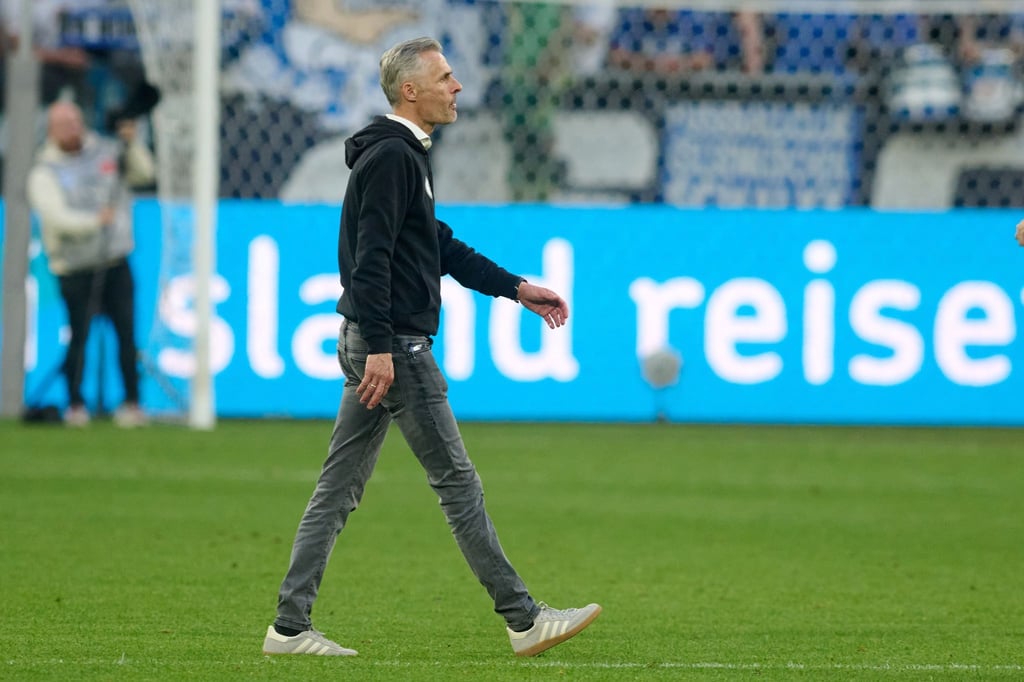 Nun muss Kees van Wonderen sogar vor dem Saisonende den Trainerposten räumen.