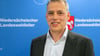Landeswahlleiter Steinmetz schreibt, sein Vorschlag zur Wahlkreisreform sei parteipolitisch neutral. (Archivbild)