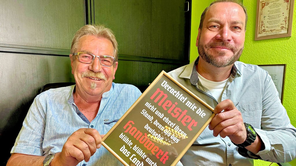 Zwei Handwerksmeister: Christian Gerhardt (rechts) hat die Firma von seinem Vater Rüdiger 2017 übernommen.