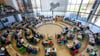 Auch E-Mail-Adressen und Daten von sächsischen Abgeordneten sind auffindbar. (Archivbild)