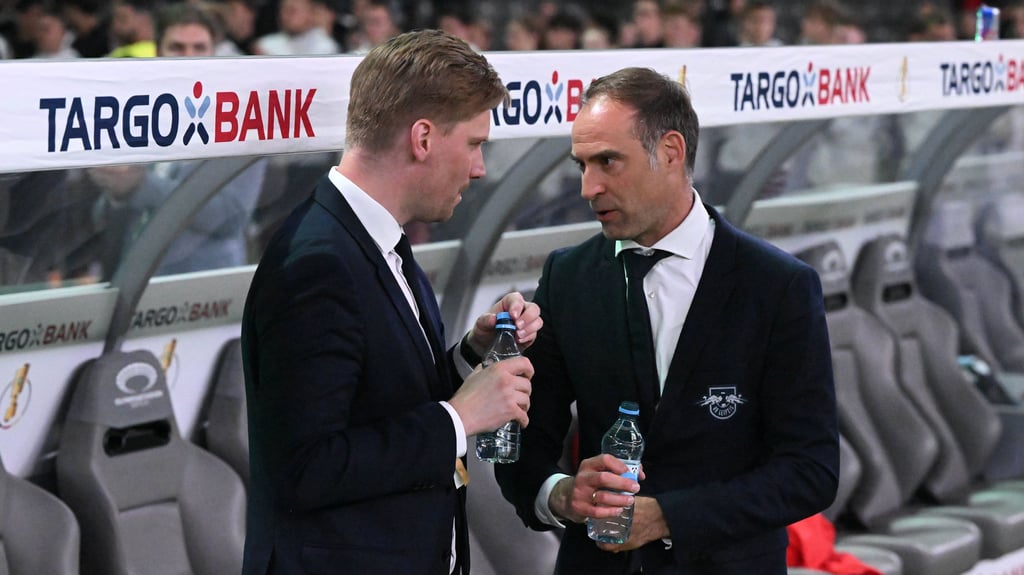 Oliver Mintzlaff und Johann Plenge im Zwiegespräch.