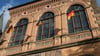 Werden wie hier vor dem Rathaus in Calbe auch im Saalekreis vor Schulen und Verwaltungsgebäuden künftig Deutschlandflaggen wehen? Die Fraktion Die Linke im Kreistag lehnt das ab.