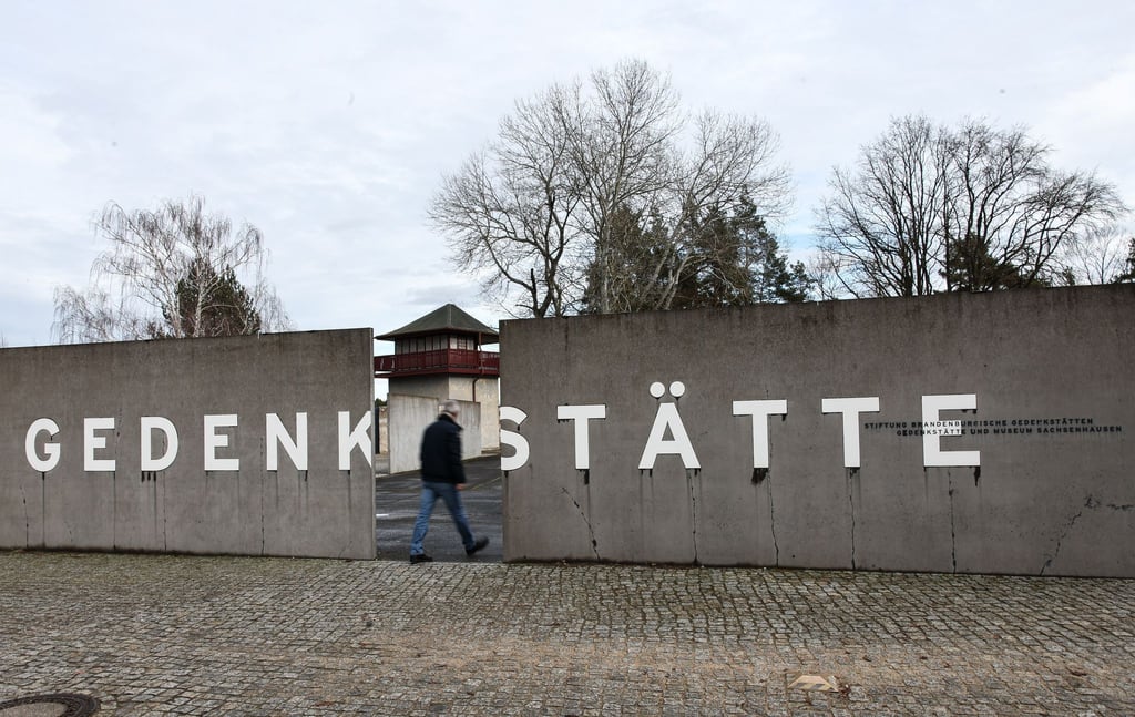 Am Sonntag wird in der Gedenkstätte Sachsenhausen der Befreiung des Konzentrationslagers gedacht. (Archivbild)