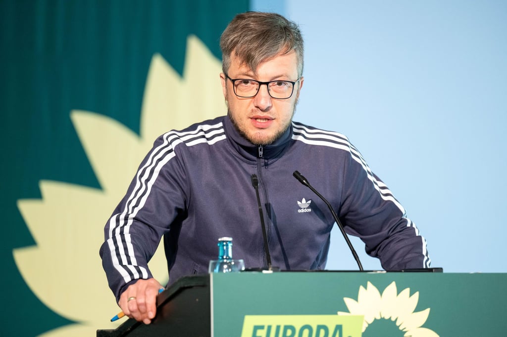 Grünen-Politiker Lühmann ruft angesichts der AfD-Einstufung zu einer Debatte über das Waffenrecht auf. (Archivbild)