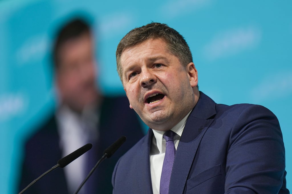 Wirtschaftsminister Sven Schulze (CDU) kommt heute zur Verleihung des Friedensengels nach Bernburg.