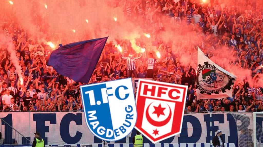 Fans vom 1. FC Magdeburg beim Spiel gegen den Halleschen FC am 15. April 2015: Pyrotechnik im Landespokal Sachsen-Anhalt.