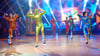 "Let's Dance" bei RTL: René Casselly im grünen Outfit bei der Eröffnungschoreografie.