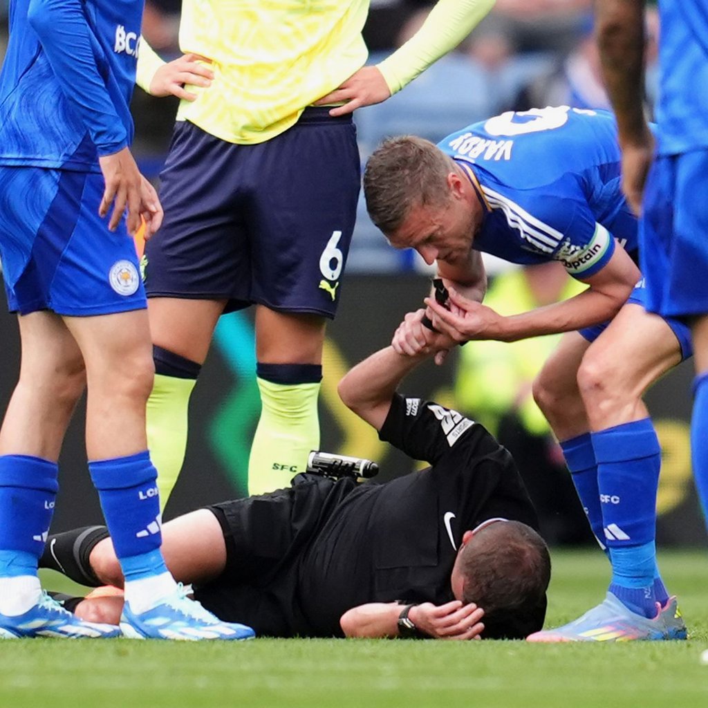 Einen Tag nach seinem K.o. auf dem Fußballplatz sagte Schiri Marko Schmidt: „So etwas wünsche ich keinem Kollegen.“