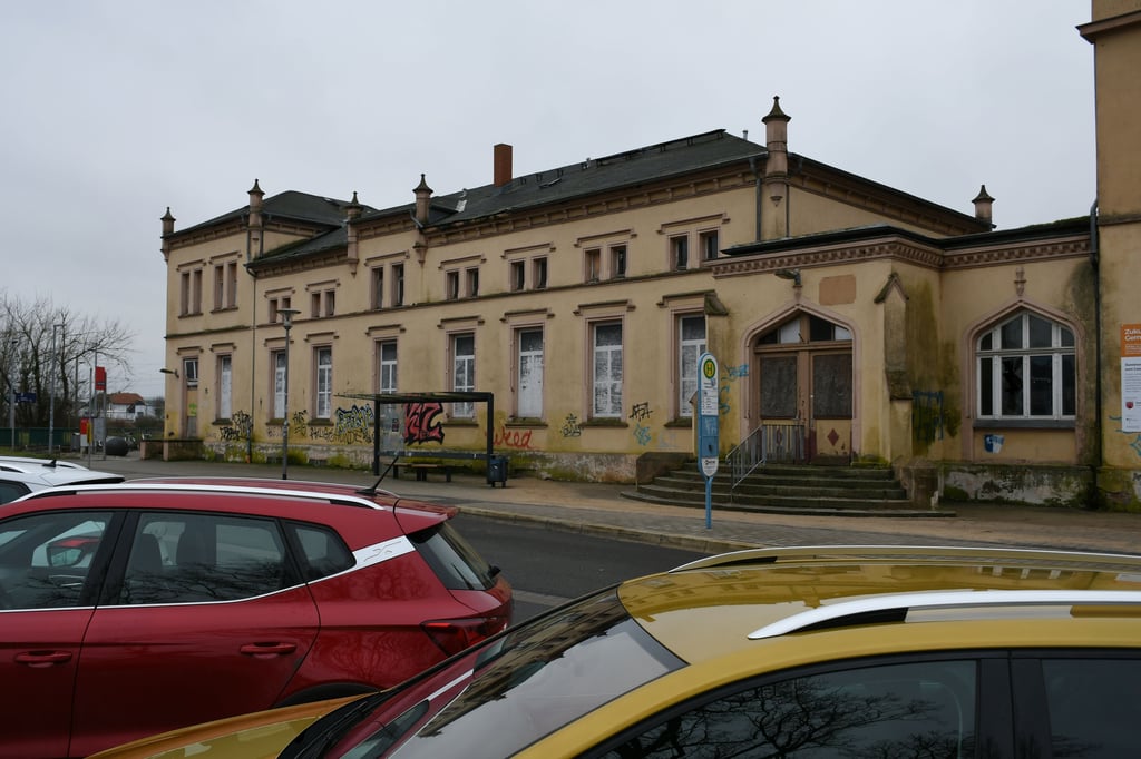 Der Bahnhof Zerbst hat dringend eine Schönheitskur nötig.