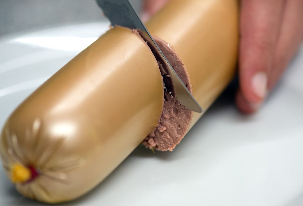 Das Bundesverwaltungsgericht urteilt zu Streit um Wurstverpackung. (Symbolbild)