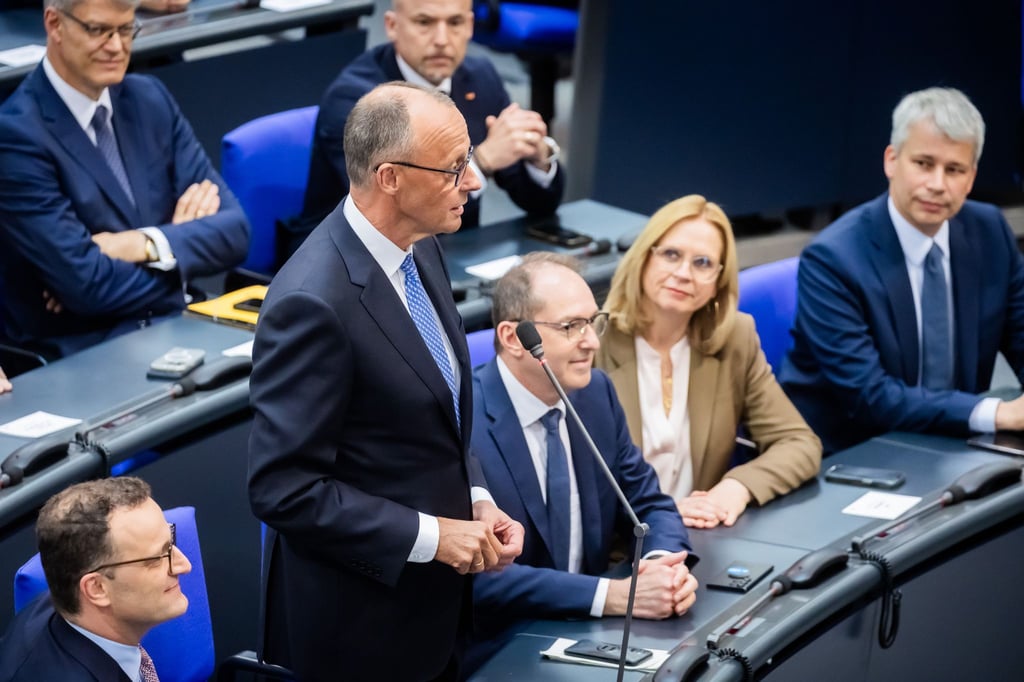 Nach Wahl und Ernennung zum Kanzler ist der neue Kanzler Merz nun auch vereidigt.
