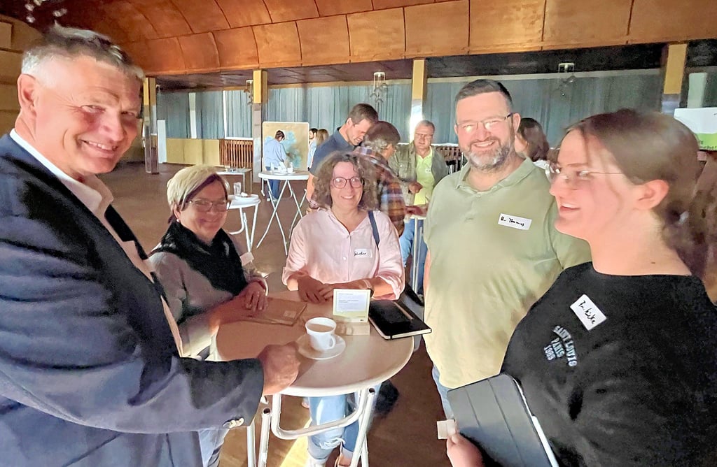 Landwirte, Landfrauen und Dienstleister waren beim Projektauftakt von „Zukunftsküche – Gut essen“ im Kulturhaus in Tangerhütte dabei.