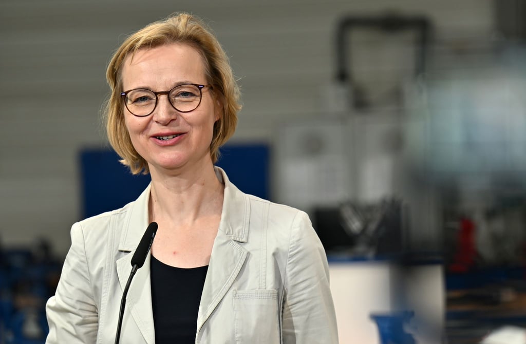 Finanzministerin Katja Wolf (BSW) legte in Erfurt eine Bilanz der Finanzämter vor. (Archivfoto)