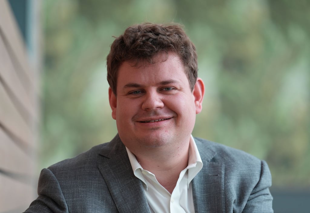 Der Norddeutsche Nicholas Turley hat ChatGPT mit groß gemacht - und legt dennoch Wert auf smartphonefreie Zeiten.