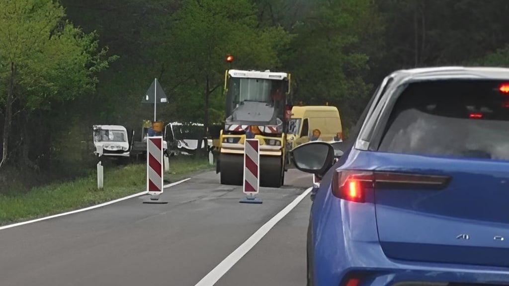 Baustelle B107 zwischen Hüttermühle und Fienerode