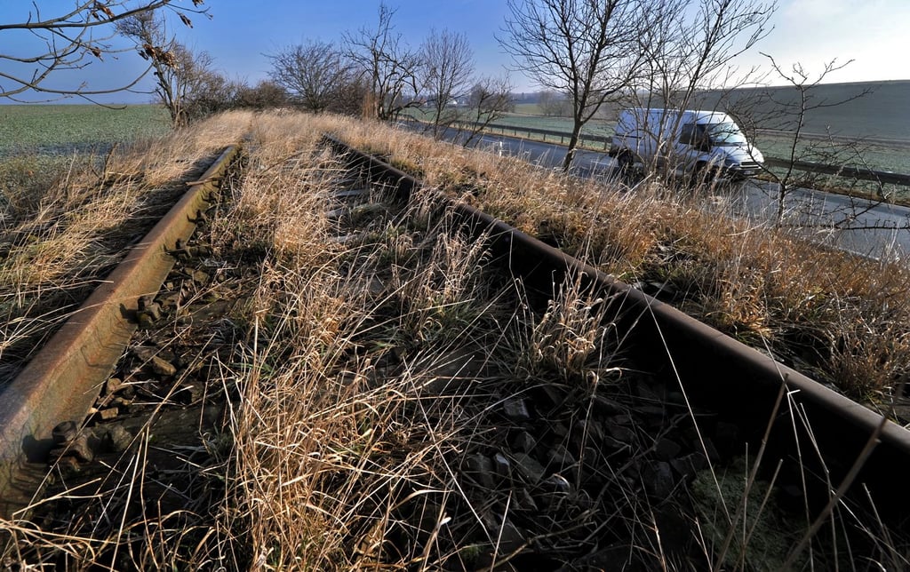 Der Gedanke an einen Radwanderweg Cochstedt - Schneidlingen entlang der alten Bahnstrecke scheint Platz machen zu müssen für ein neues Feuerwehrgerätehaus in Cochstedt.