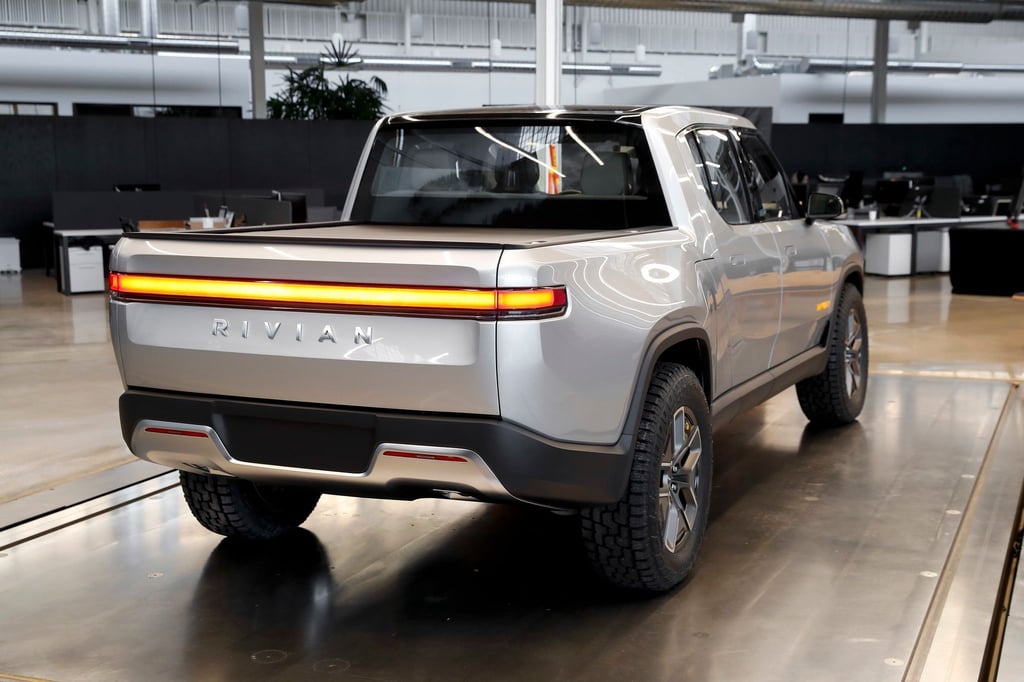 Bisher hat Rivian nur teure Modelle wie einen Elektro-Pickup im Angebot. (Archivbild)