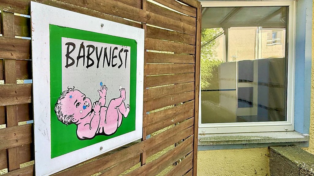 Zum 1. Juni 2025 schafft das Klinikum in Dessau die Babyklappe ab.