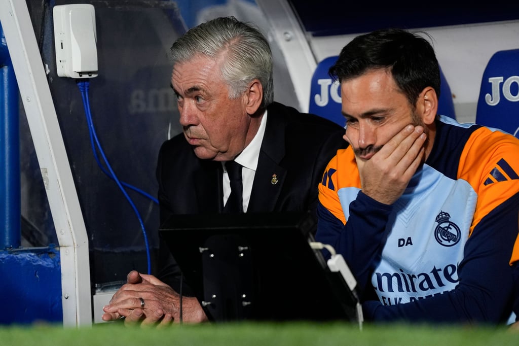 Davide Ancelotti (rechts) neben seinem berühmten Vater Carlo.