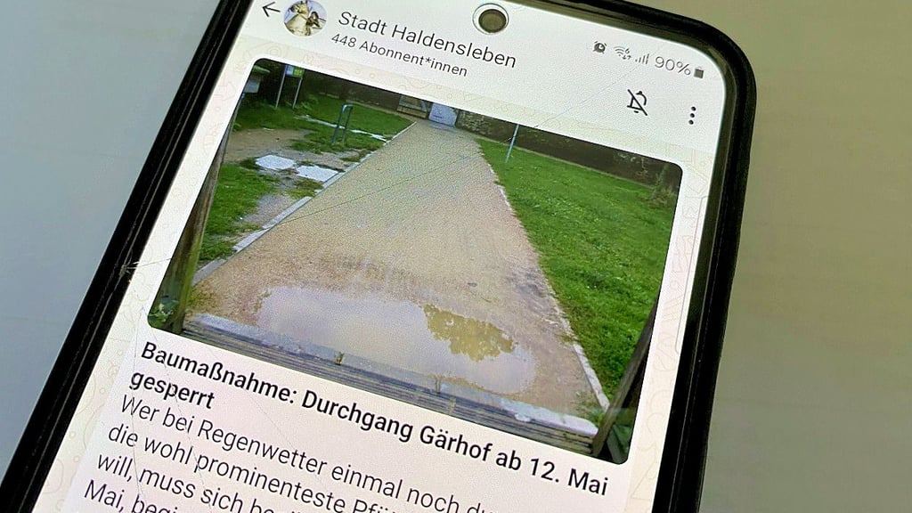 Die Stadt Haldensleben betreibt bereits seit Ende 2023 einen Whatsapp-Infokanal. Der ist jedoch nicht so einfach zu finden.