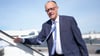 Die erste Reise von Bundeskanzler Merz geht per Flieger nach Frankreich und Polen.