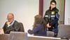 Die 47-jährige Angeklagte am Dienstag vor dem Landgericht in Dessau. 