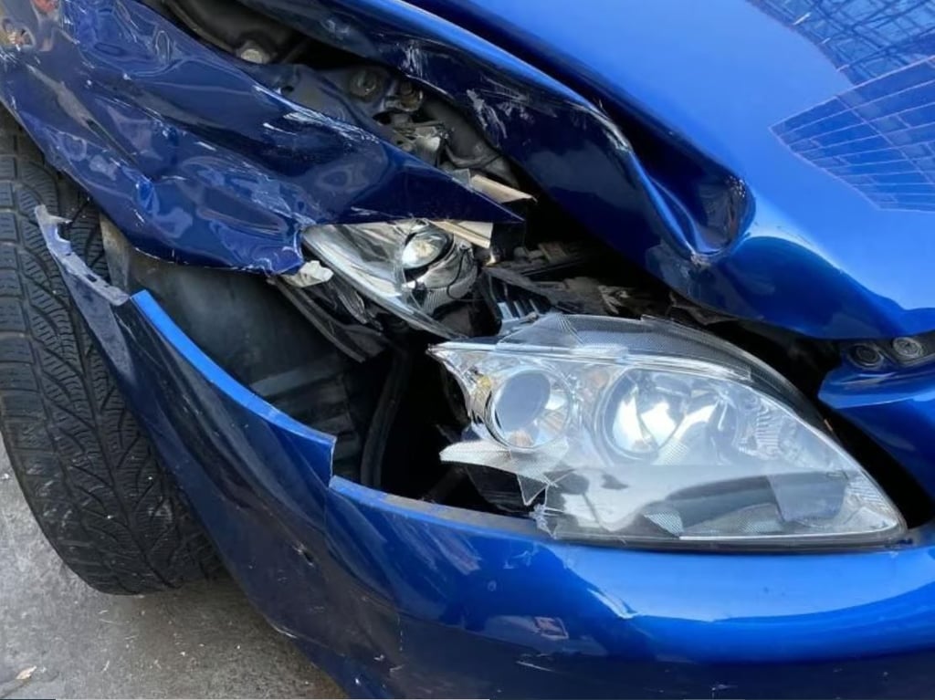 Bei einem Unfall nahe Zeuchfeld gab es offenbar Verletzte. Die L209 ist voll gesperrt.