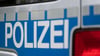 In Magdeburg hat ein Syrer ein Hakenkreuz auf eine Litfaßsäule gesprüht.
