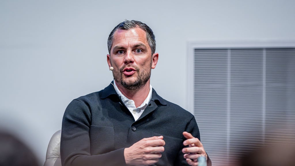 Marcel Schäfer will die Gehälter bei RB an Leistung knüpfen.