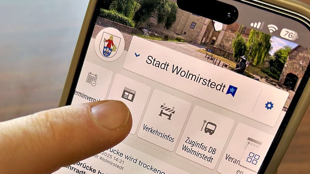 Die Stadt Wolmirstedt hat jetzt eine eigene App, die für seine Einwohner zukünftig vieles erleichtern soll.