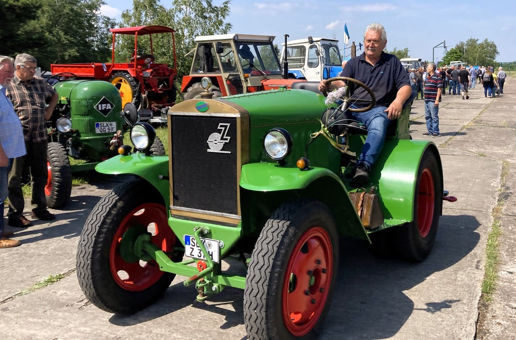 Dieser Zettelmeyer, Baujahr 1937, war beim 1. Treckertreffen in Zerbst das älteste Modell.
