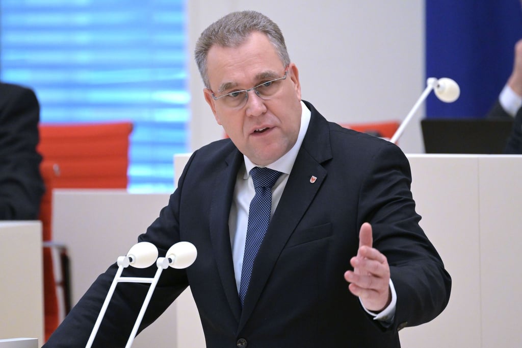 Der CDU-Abgeordnete Rainer Genilke erhofft sich durch die Akteneinsicht mehr Klarheit. (Archivbild)