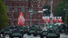 In Moskau laufen letzte Vorbereitungen für die Militärparade auf dem Roten Platz. (Archivbild)