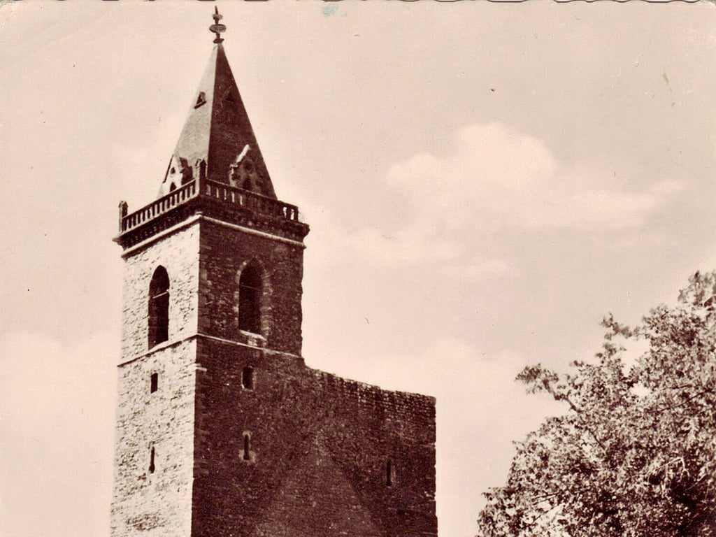 Der „Schiefe Turm“ von Staßfurt wurde 1964 abgerissen.