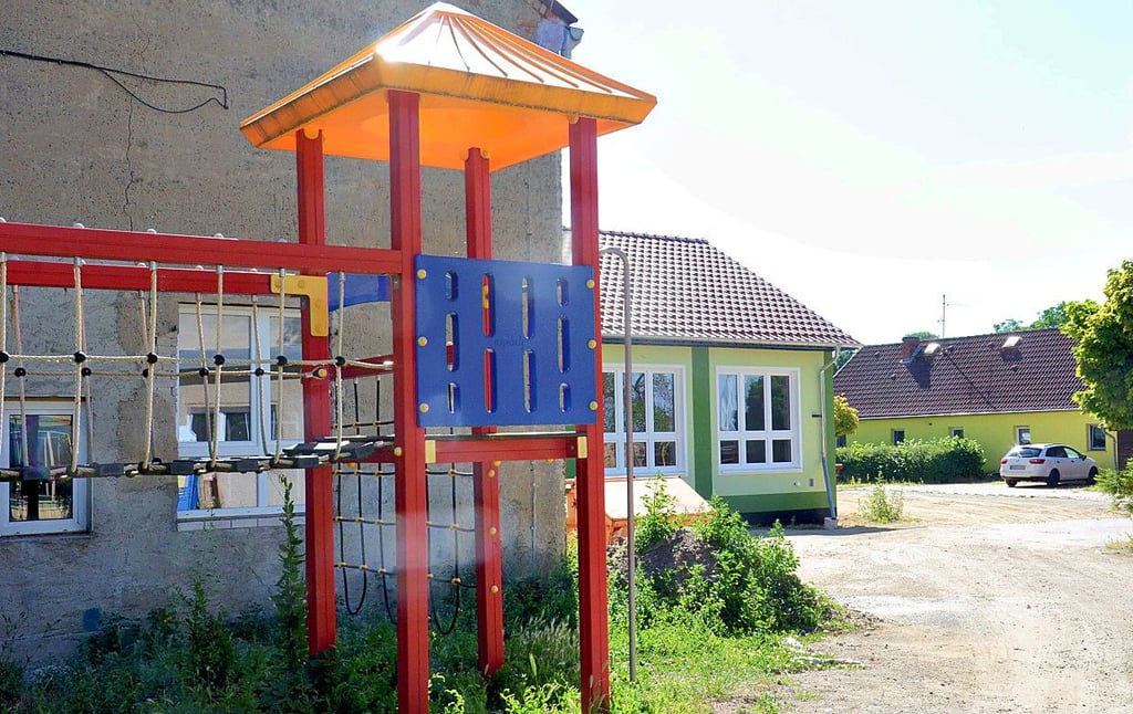 Die Grundschule in Brunau wurde in den vergangenen Jahren umfangreich saniert und mit moderner Technik ausgestattet.