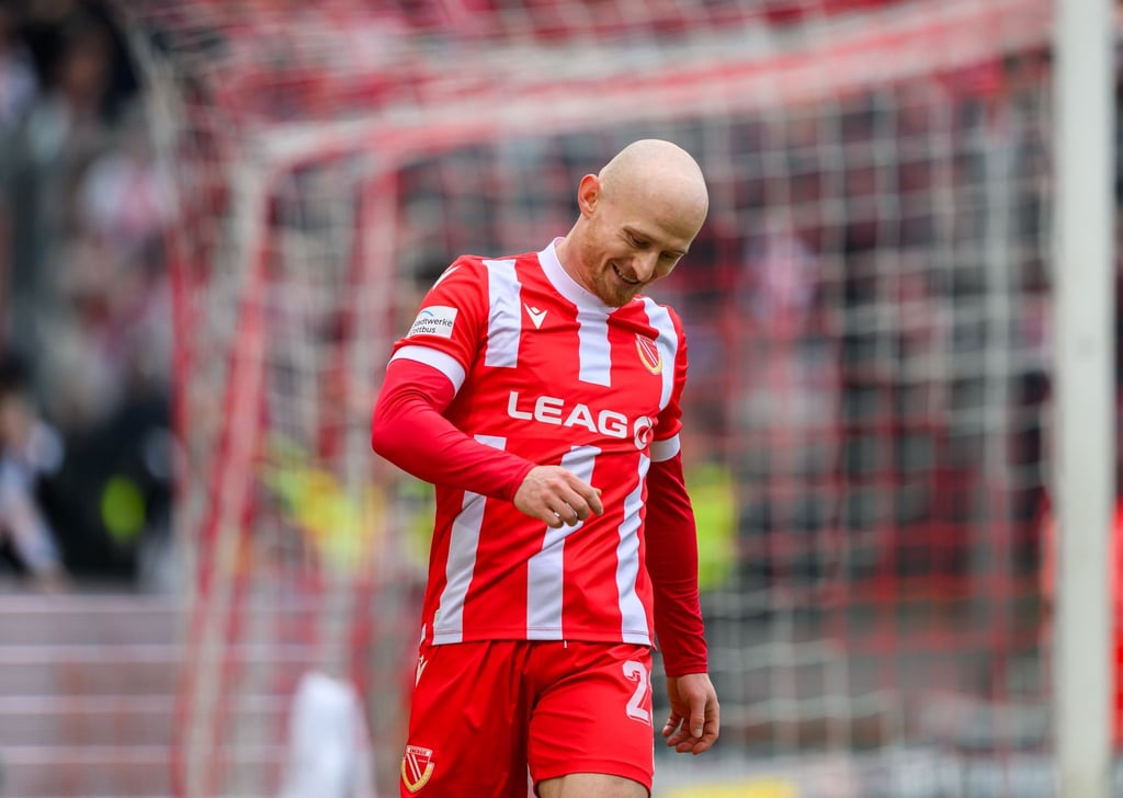 Kurz vor dem brisanten Duell mit Hansa Rostock suspendiert Energie Cottbus Maximilian Kraus.