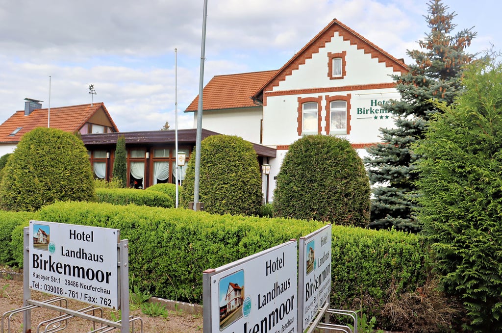 Das Landhotel Birkenmoor in Neuferchau ist seit Dezember 2024 geschlossen und steht zum Verkauf.