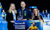 Albin Lagergren wurde vor dem Spiel der Schweden gegen Frankreich als "Handballer des Jahres" geehrt.