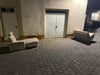 Diese Sofas blockierten die Zufahrt der Feuerwehr in Sangerhausen und mussten vor einem Einsatz erst weggetragen werden. Das Foto zeigt die Sofas erst nachdem sie zur Seite geschafft wurden. Denn zuvor kam es ja auf jede Sekunde an...