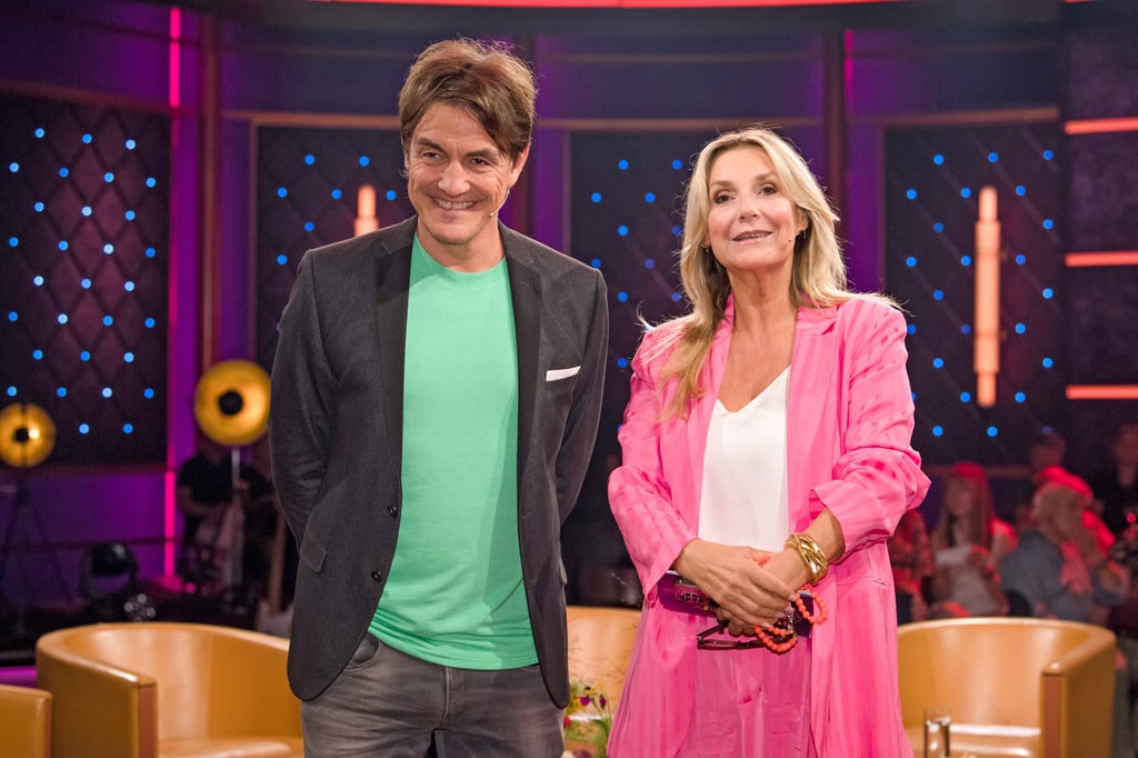 Matze Knopp und Kim Fisher moderieren die Sendung "Riverboat" am 9. Mai 2025 im MDR.